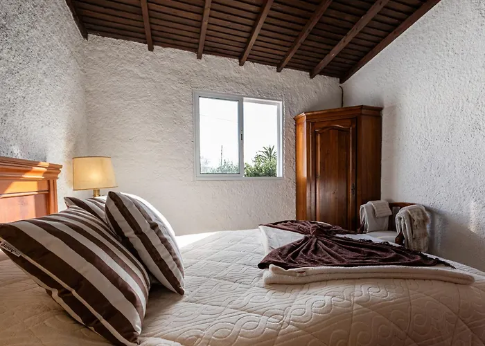 Heaven Fenais da Luz